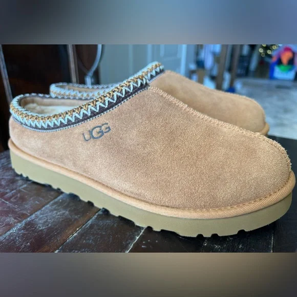 Mens Uggs Tasman chestnut size 10. Have 2 pairs. Brand new with box.. - Picture 3 of 5